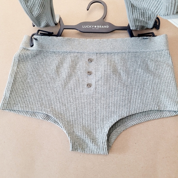 Bralette Set - Picture 6 of 14